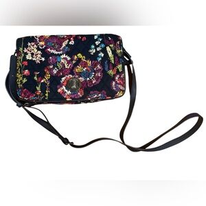 EUC Navy Vera Bradley purse